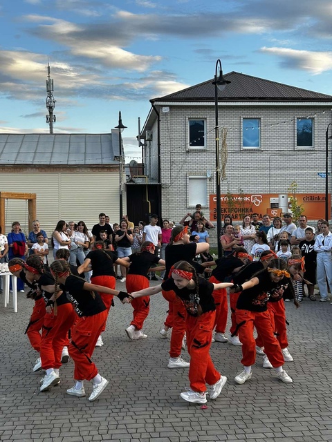 В Торговом городке прошла развлекательная программа НЕ тихий час для молодежи