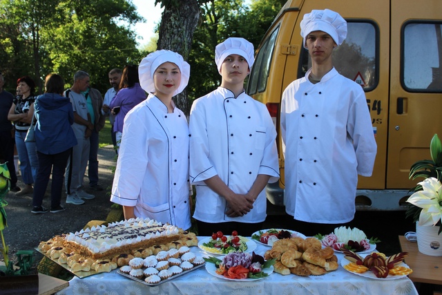 В городском парке культуры и отдыха им. В.А. Важина прошло праздничное мероприятие