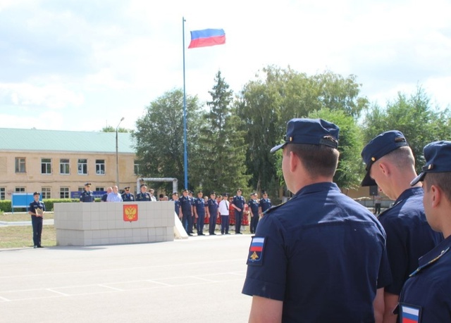 Уважаемые военнослужащие, ветераны и личный состав Пугачёвского авиационного полка 2 разряда !